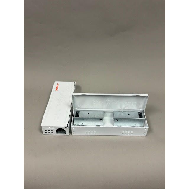EAT423-WH_LITTLE_PETE_SOLID_TRAP_WHITE_112324