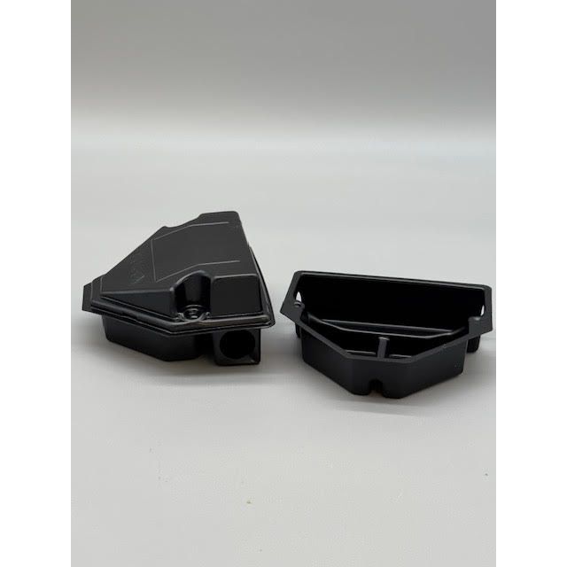 EAT909_MOUSE_BAIT_STATION_120624